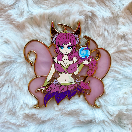 Elderwood Ahri ( Rose Quartz ) Enamel Pin